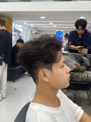 -乾健·烫染·接发SALON