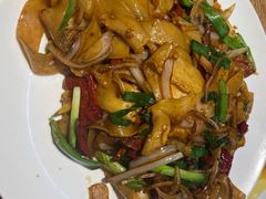 爆炒皮带面-小河公主秘制烤羊腿(小绿谷店)