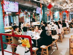 大堂-钢管厂五区小郡肝串串香火锅(人民广场店)