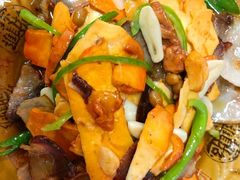 红菌子炒腊肉-韩妹鱼庄·泸定老字号(泸定店)