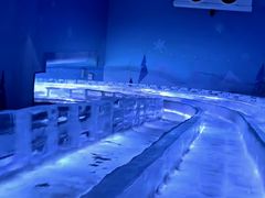 -西安银基冰雪世界