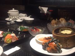 -半岛翡丽海鲜自助餐厅(观风亭店)