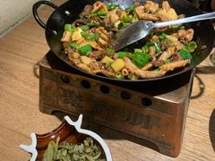 酸菜肥肠-聚鑫朋酸菜肥肠(文艺路口店)