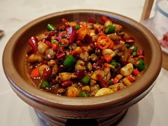 -阿瓦山寨·湘菜现炒·剁椒鱼头王(咸阳总店)