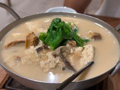 牛肝菌豆腐锅-茹·pure vegan(博华广场店)