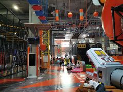 -嗨翻Hi-Fun竞技主题乐园·蹦床亲子生日轰趴(国光1937店)