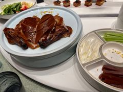 精品烤鸭-悦江(梅奔中心店)