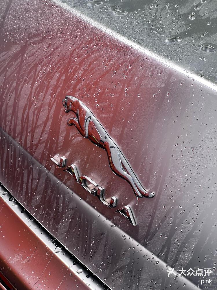 🧼店铺内环境非常干净整洁,一看就知道老