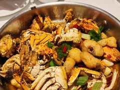 -七欣天香辣蟹火锅(闵行浦江欢乐颂店)