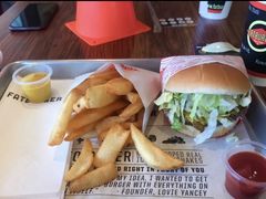 -FATBURGER 特富客汉堡(外交公寓店)