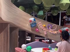 -水桶王国主题餐厅·聚会·生日派对·亲子活动·家庭套餐(亚龙湾希尔顿店)