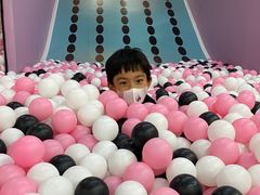 -快乐娃体能游乐园(冯村店)