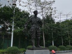 -英雄广场