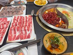 -沸炉重庆老火锅(军事博物馆店)