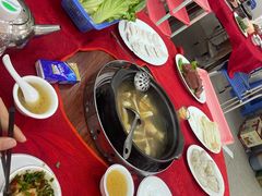 -花苑美食横琴生蚝火锅(拱北粤华路店)