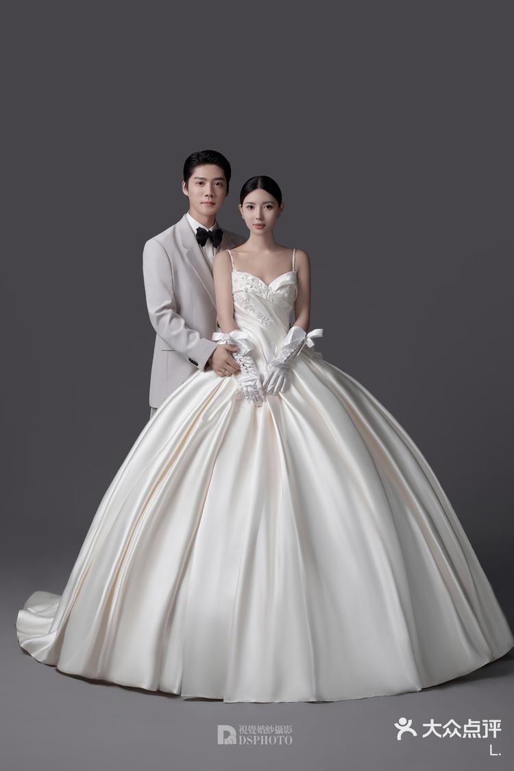 这组室内主纱婚纱照也太温柔了吧