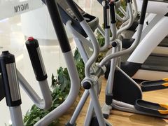 -银吉姆健身(恒隆馆)