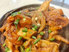 猪蹄凤爪-甬小馆·焗海鲜温州菜(五马街店)