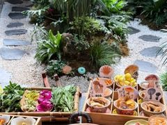 -菌自由丨野生菌火锅特色庭院餐厅(丽江古城店)