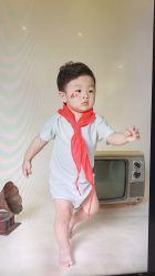 -亲吻宝贝儿童摄影