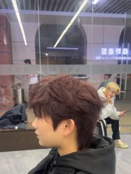 -藤野造型烫发染发