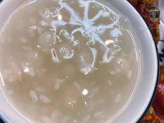 酒酿小圆子-绅士餐厅龙虾·烧烤(西门路店)