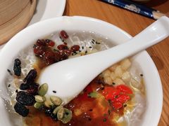 -诚铭记·虾仁汤包·成都小吃(融创店)