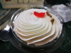 -红宝石·鲜奶小方·海派西点房(南丹店)