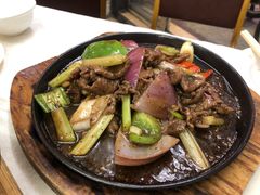 铁板黑椒牛肉-醉贤居