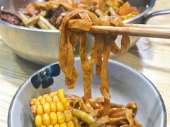 -内蒙焖面大盆骨餐馆(山大路店)
