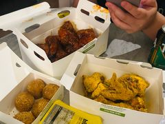 -BHC炸鸡(明洞总店)