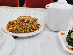 干炒河粉-粤仔湾砂锅粥(金太湖店)
