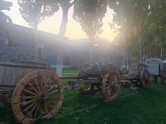 -九十九顶毡房(阜石路店)