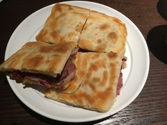 驴肉火烧-掌柜的店·河南菜(世茂店)