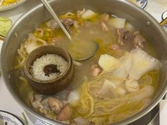 -朴小妹人参鸡汤火锅(长白山万达店)