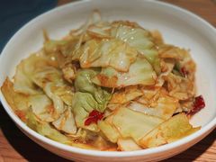 辣皮子炝莲白-纳鲁孜·新疆特色餐厅(上海悦荟广场店)