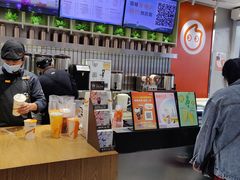 -CoCo都可(湖滨银泰店B区店)