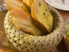 -Golden Lily河内巴黎法越料理餐厅(建国西路店)