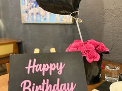 -Mark&Mars Restaurant