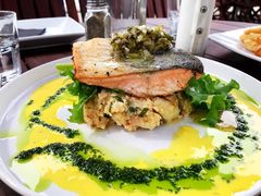 -Bully Hayes Restaurant & Bar