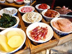 -月满大江火锅(总府路店)