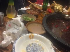 -黄潇洒老火锅(九眼桥宏济巷店)