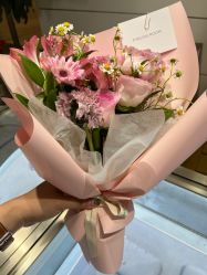 -Zbird钻石小鸟·钻戒婚戒定制高端珠宝私人定制中心