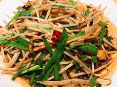 银牙炒鳝丝-荣小馆(杭州大厦店)