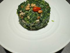 松子马兰头-晓淮山·扬州早茶·淮扬菜(龙阳广场店)