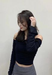 点击看大图 -V8潮牌·接发烫染连锁