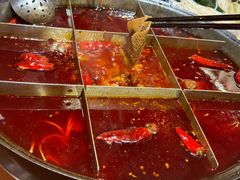 -周小明火锅(黑金冠社区店)