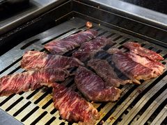 -臻牛烤肉