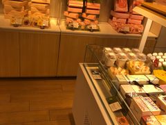 -好利来(新华店)