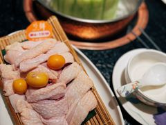 -得意咚瓜·顺德鱼生·冬瓜火锅(深圳首店)